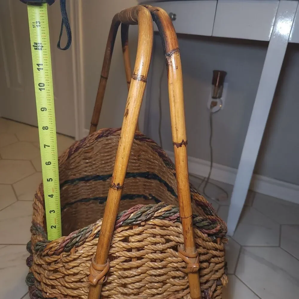 Vtg Wicker Harvest Gathering Basket With Bamboo Handle and Legs 25